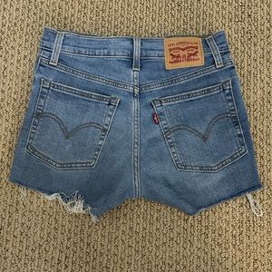 Levi’s Stretch Jean Shorts